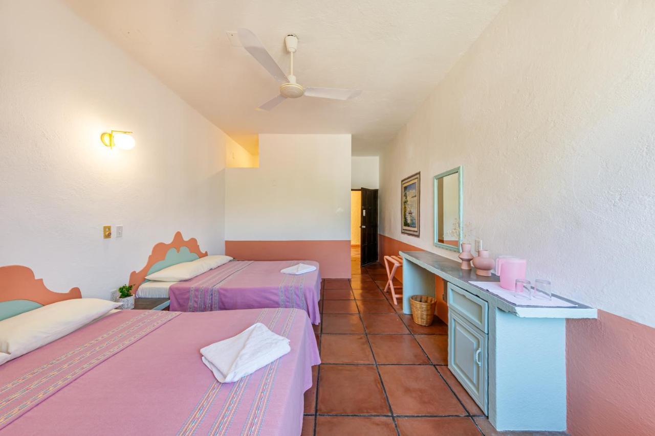 Hotel Flor De Maria Puerto Escondido  Esterno foto
