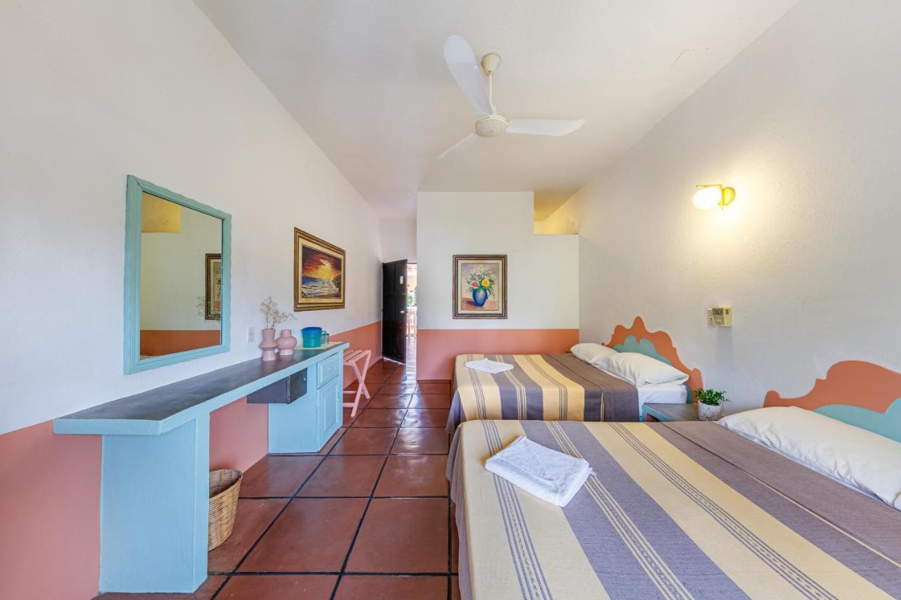 Hotel Flor De Maria Puerto Escondido  Esterno foto