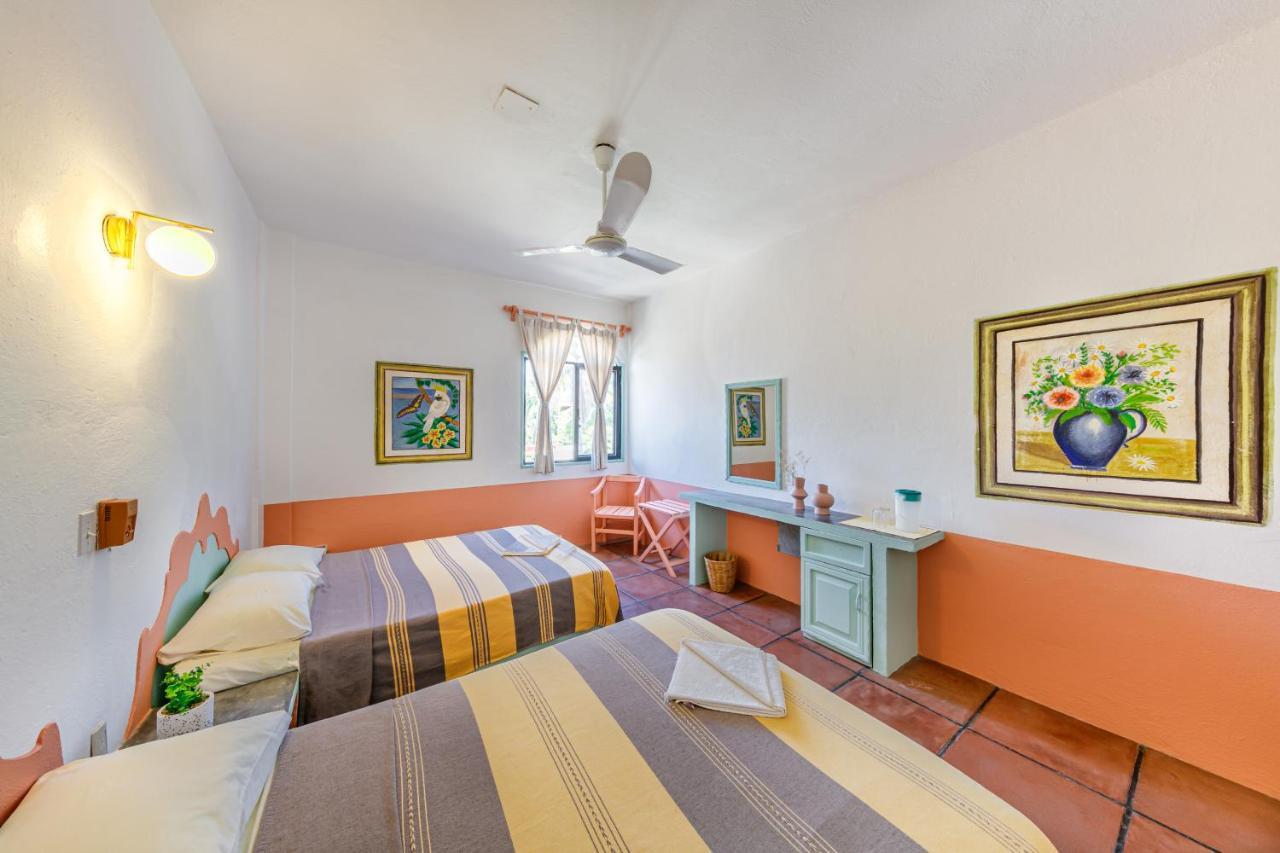 Hotel Flor De Maria Puerto Escondido  Esterno foto