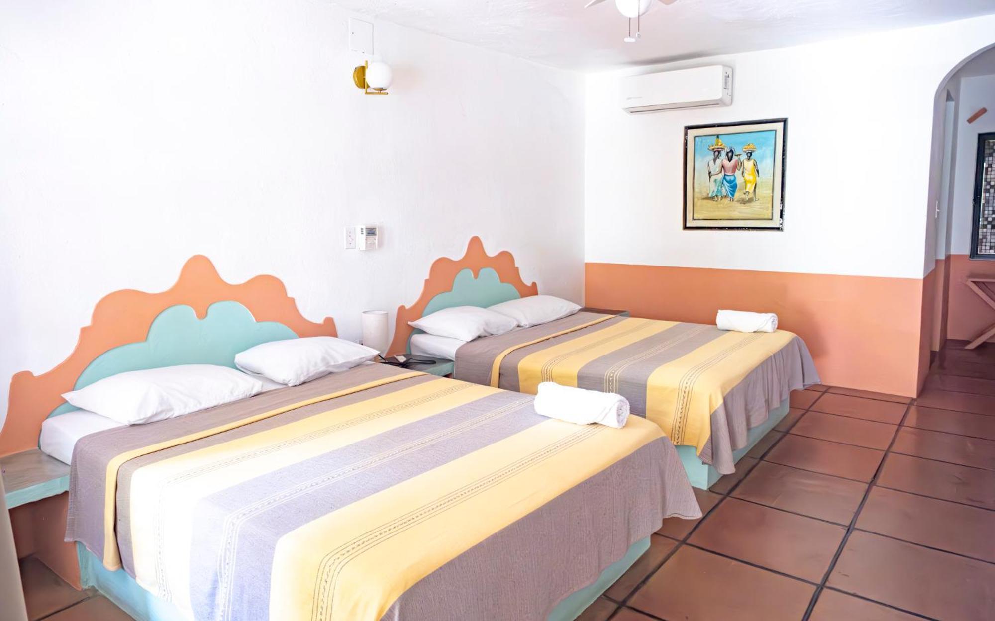 Hotel Flor De Maria Puerto Escondido  Esterno foto